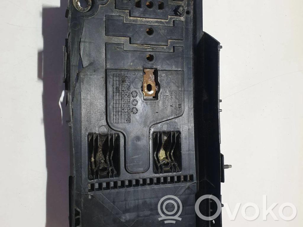 Ford Fusion II Tavă baterie 