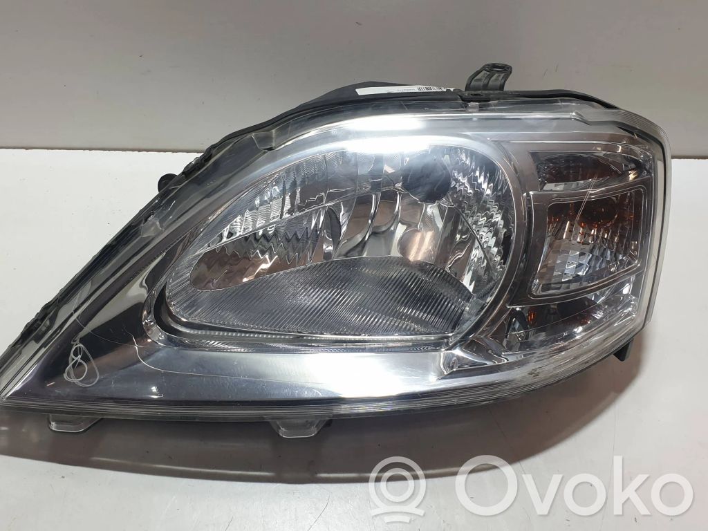 Dacia Logan I Headlight/headlamp 