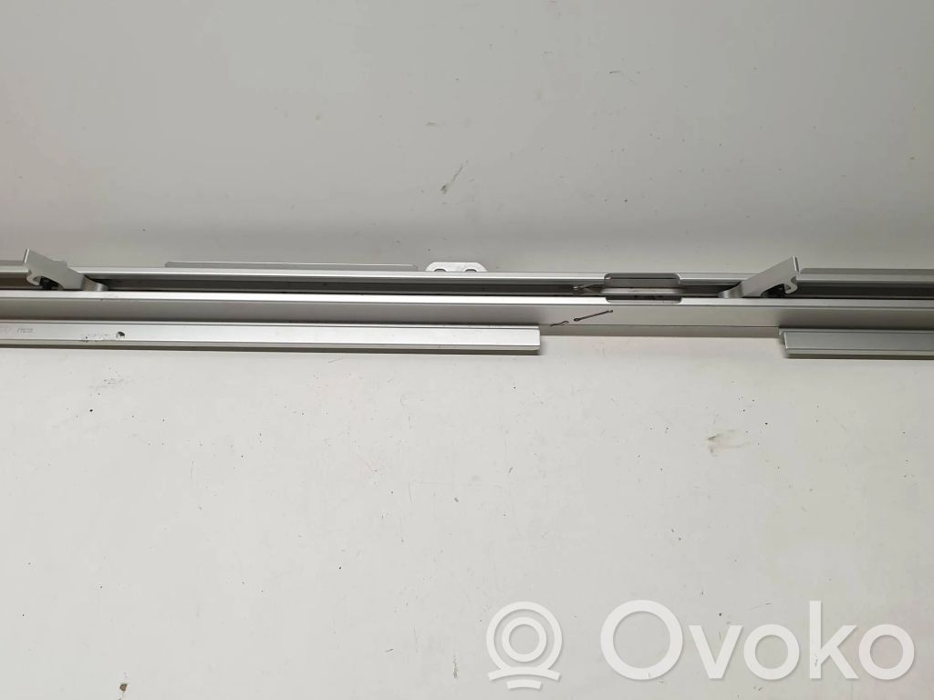 Volvo V70 Inne elementy wykończenia bagażnika 