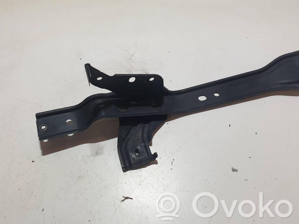 Toyota RAV 4 (XA40) Другая деталь отсека двигателя 
