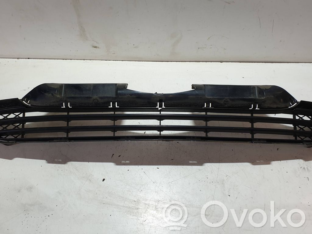 Maskownica / Grill / Atrapa górna chłodnicy   71121SWWG0