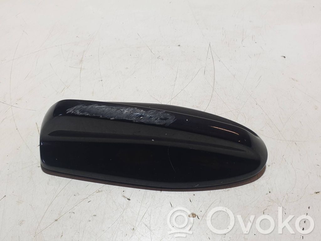 Volvo XC40 Osłona anteny dachowej GPS 