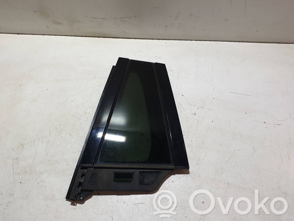 Volvo V60 Ventanilla de ventilación de la puerta trasera 