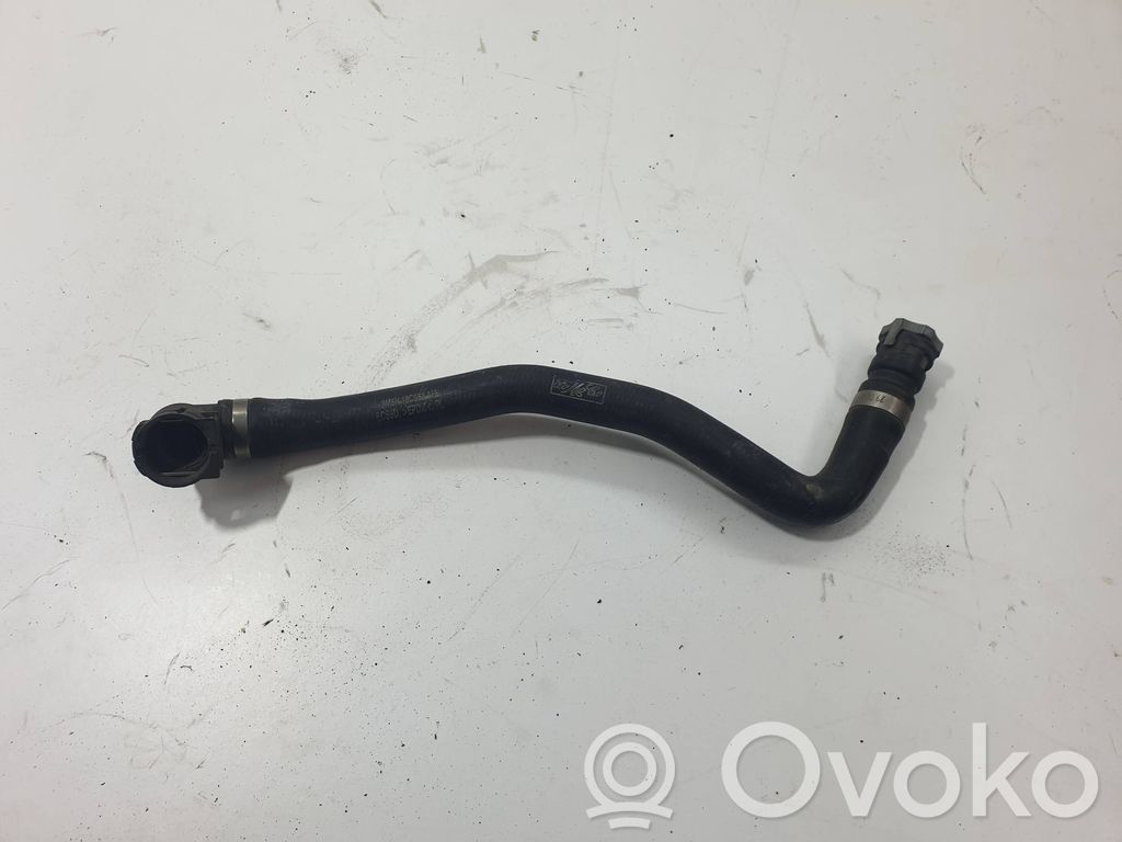 Volvo V50 Conductă/furtun lichid de răcire motor 