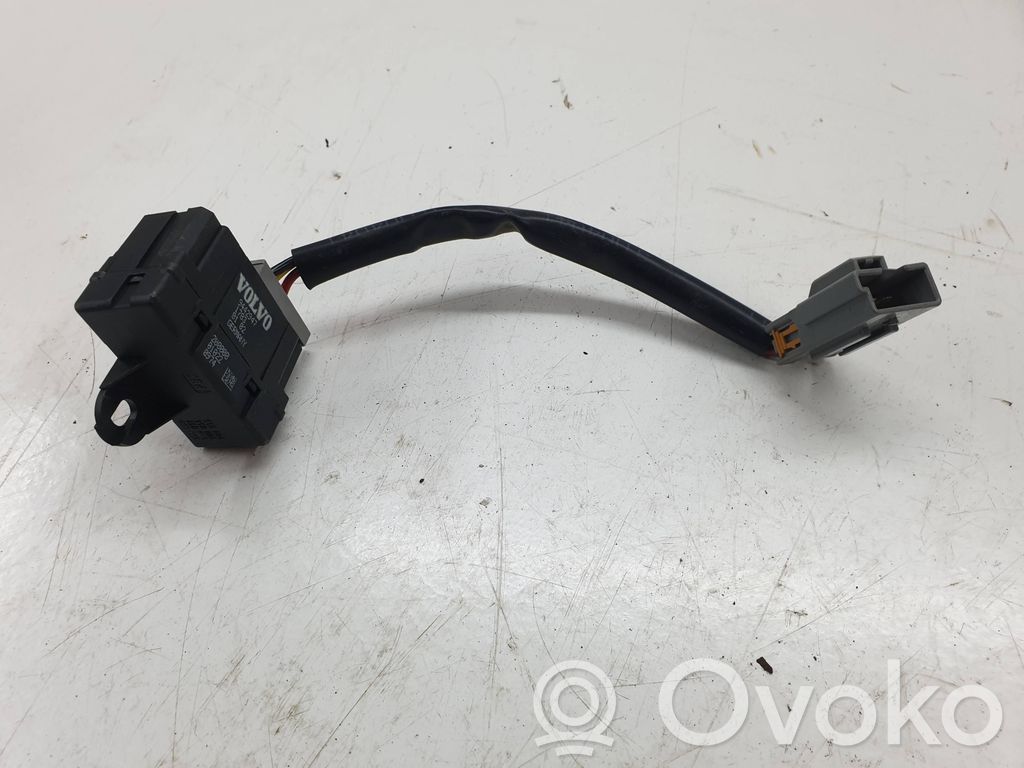 Volvo V70 Seat heating relay 