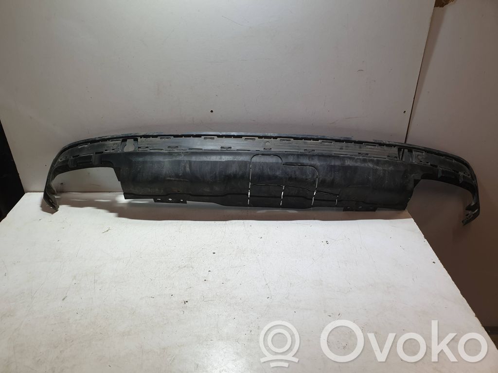 Volvo XC90 Apakšējā bampera daļa 