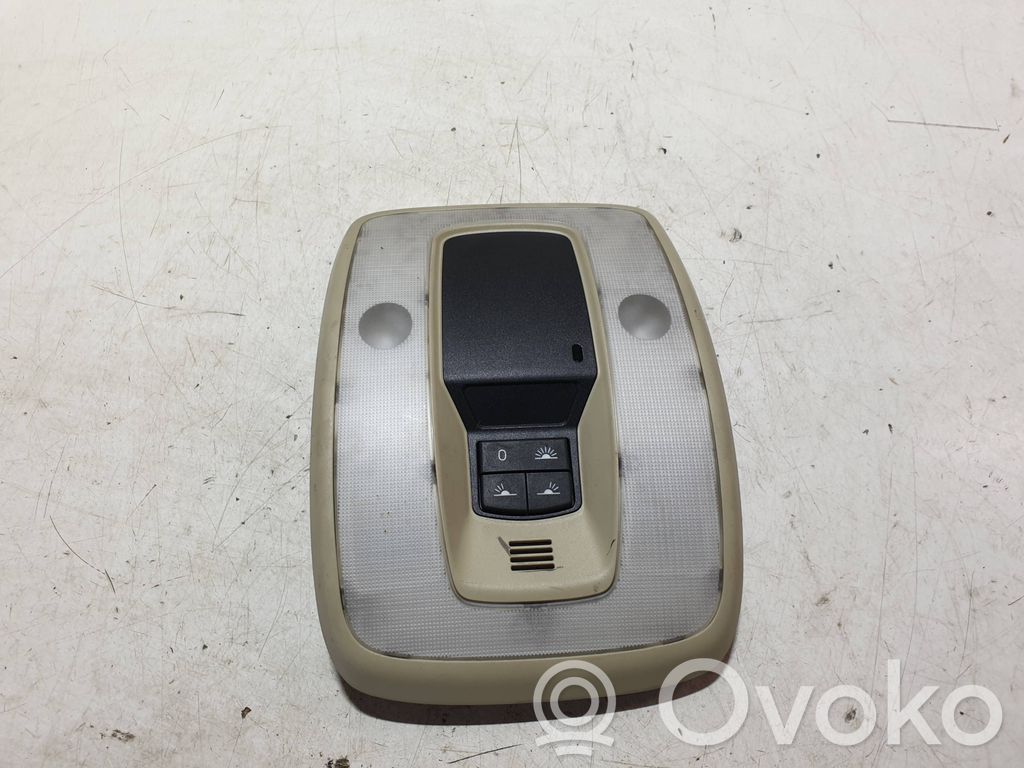 Volvo XC70 Luz del asiento delantero 