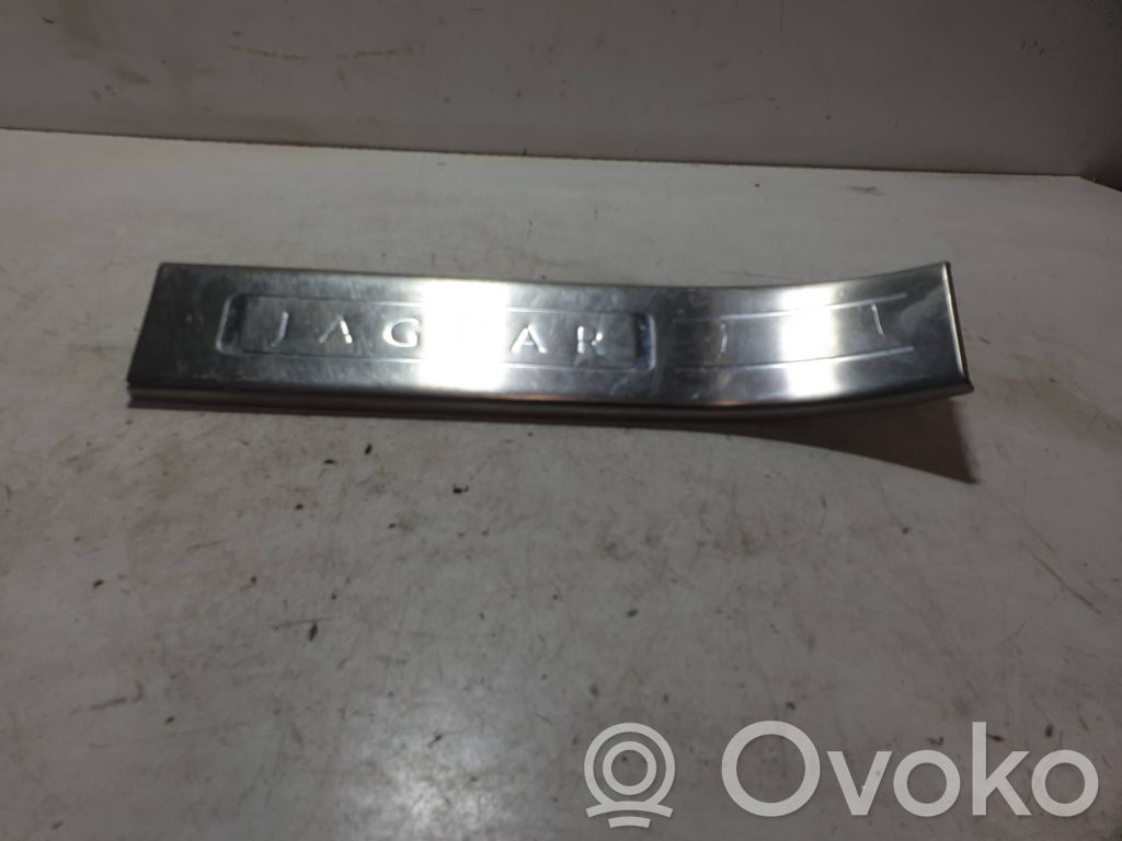 Jaguar XJL Copertura del rivestimento del sottoporta posteriore 