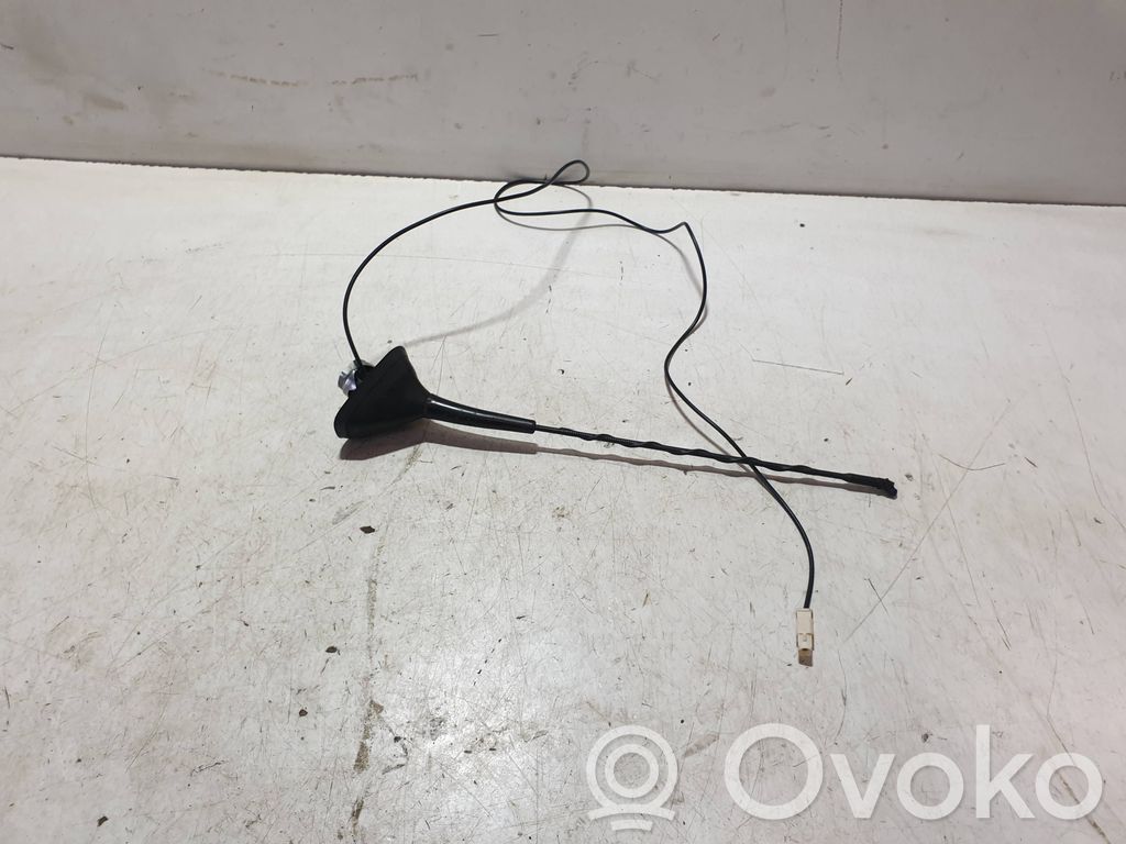 Renault Laguna III GPS-pystyantenni 