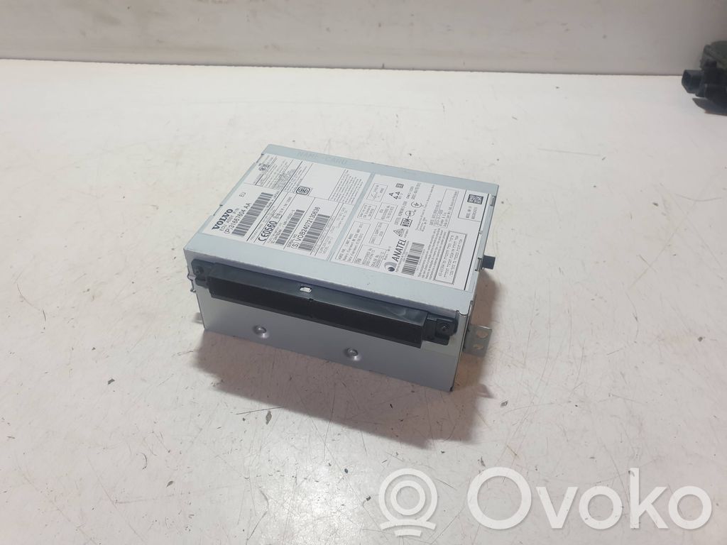 Volvo XC60 Panel / Radioodtwarzacz CD/DVD/GPS 