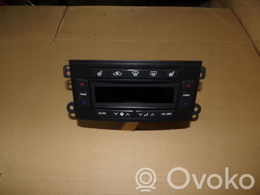 Cadillac CTS Climate control unit 