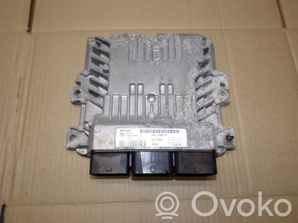 Ford Focus C-MAX Engine control unit/module 