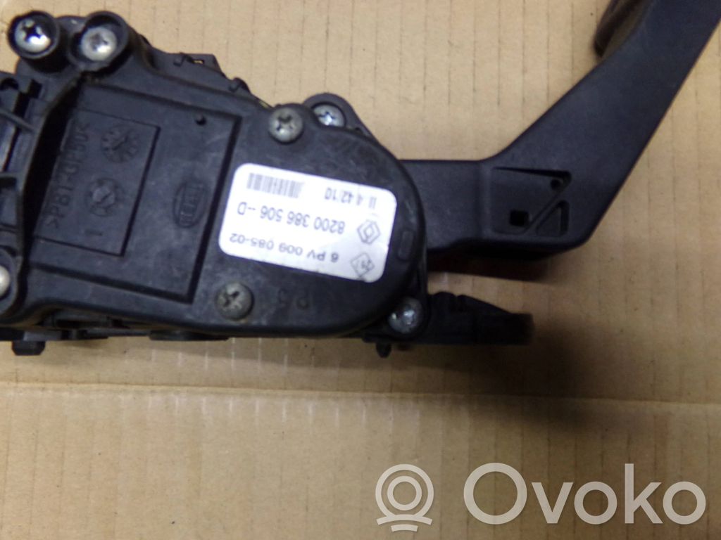 Dacia Sandero Accelerator throttle pedal 