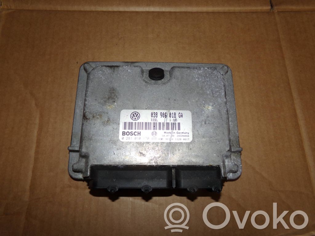 Volkswagen PASSAT B5 Engine control unit/module 