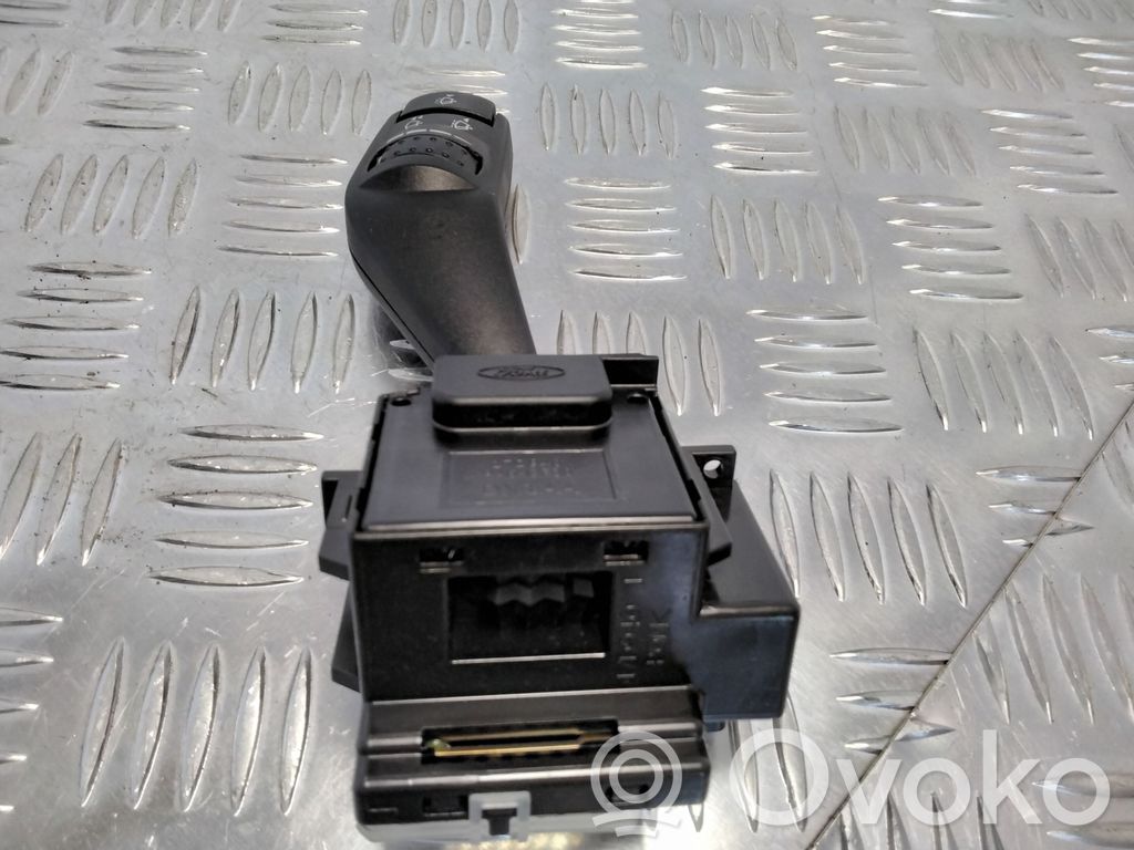 Wiper control stalk   17D9401