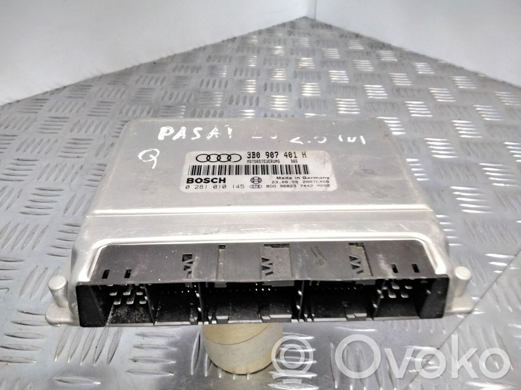 Volkswagen PASSAT B5.5 Engine control unit/module 