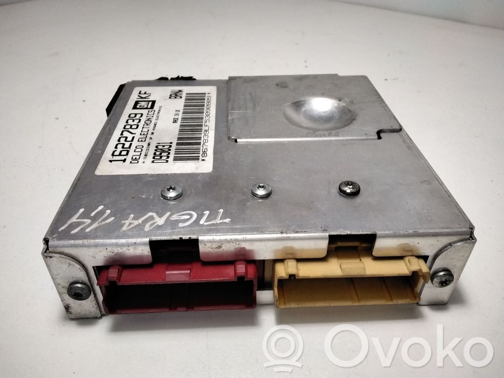 Opel Tigra A Engine control unit/module 