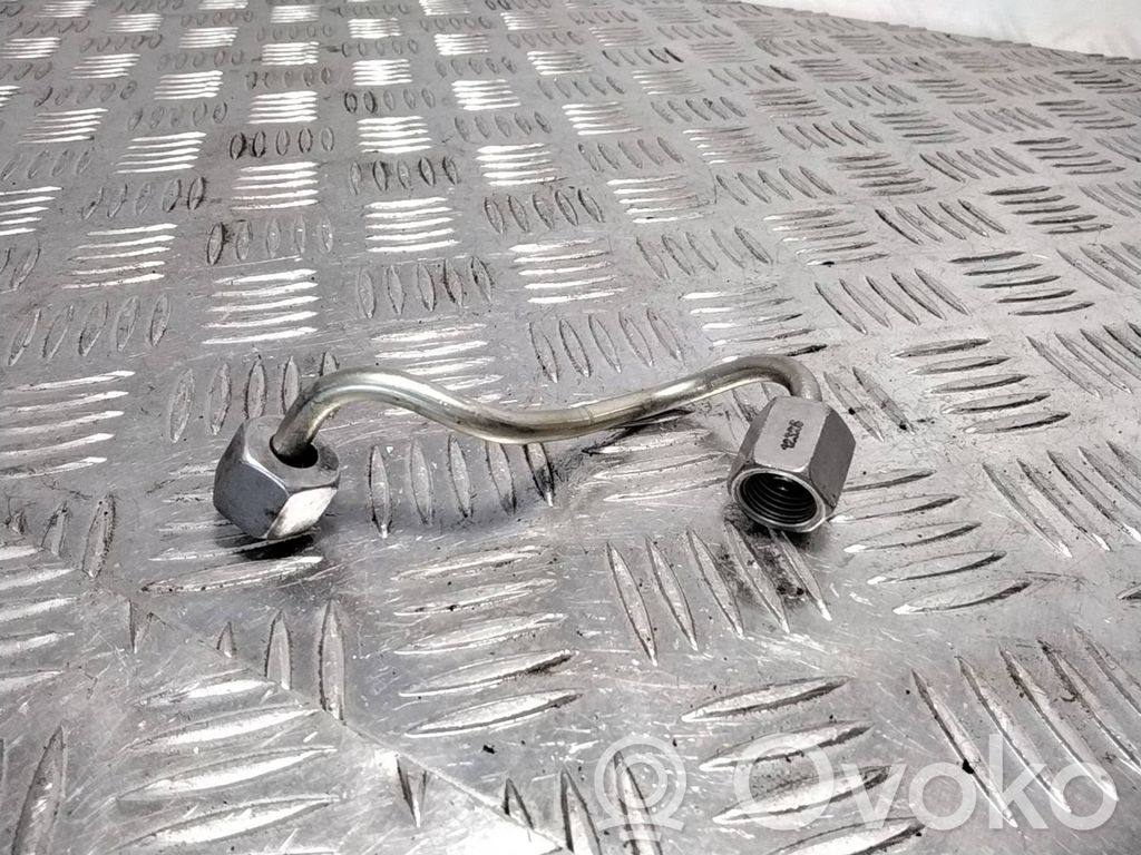 BMW 1 E81 E87 Fuel line pipe 