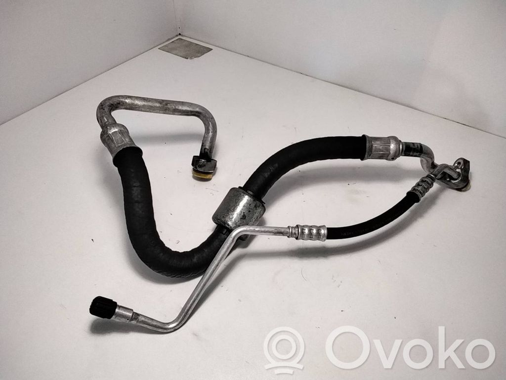 BMW 3 E90 E91 Air conditioning (A/C) pipe/hose 