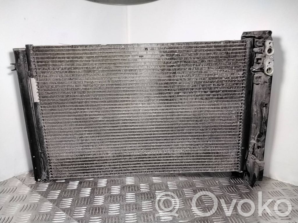 BMW 3 E90 E91 Gaisa kondicioniera dzeses radiators 