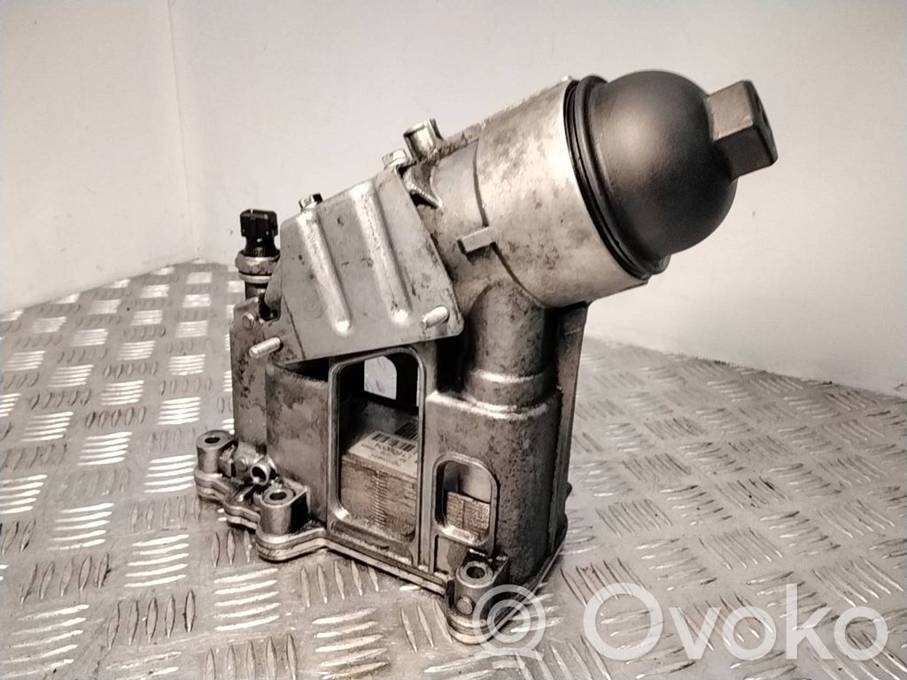 BMW 3 E90 E91 Oil filter mounting bracket 