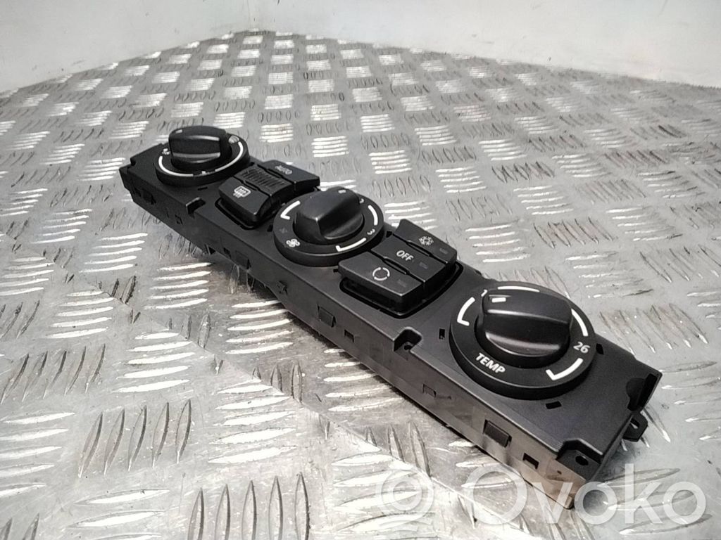 Climate control unit   6938548,11419110