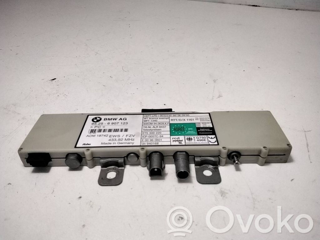 BMW 3 E46 Antenna control unit 