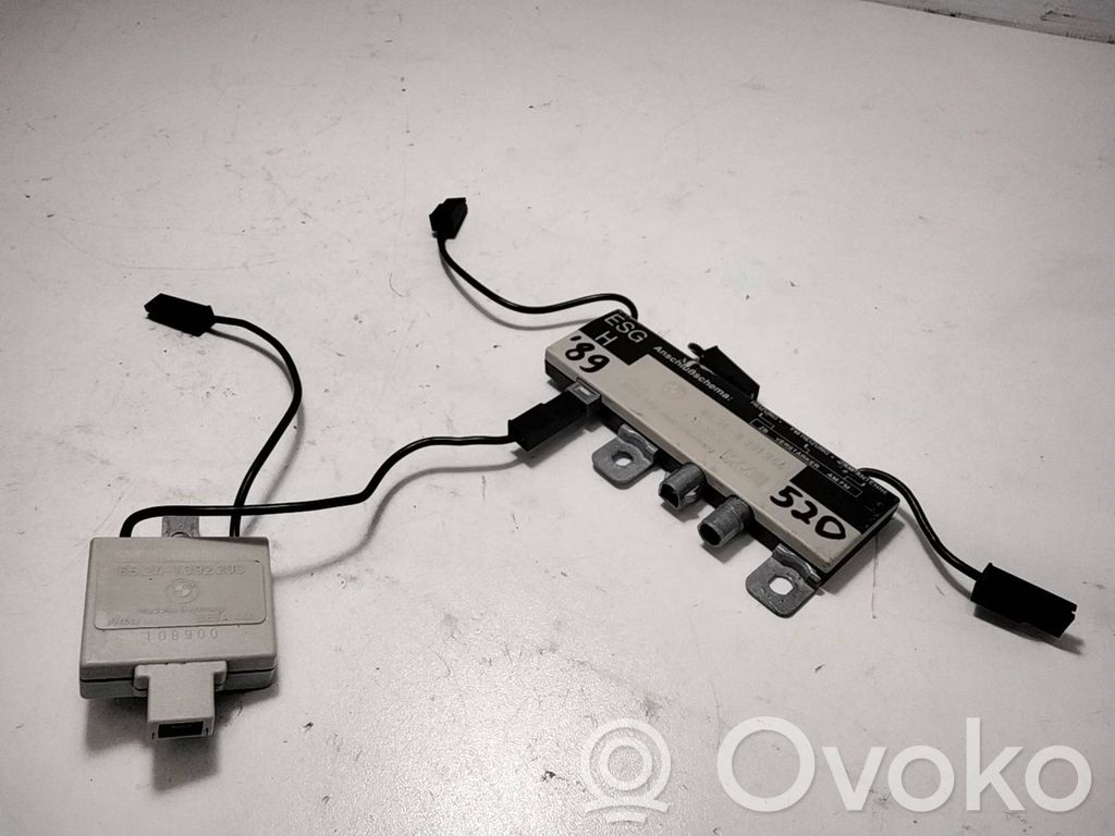 BMW 5 E34 Antenna control unit 