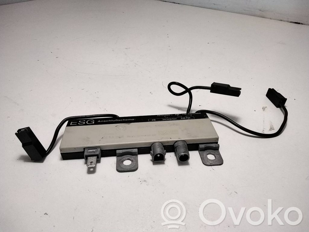 BMW 3 E36 Antenos valdymo blokas 