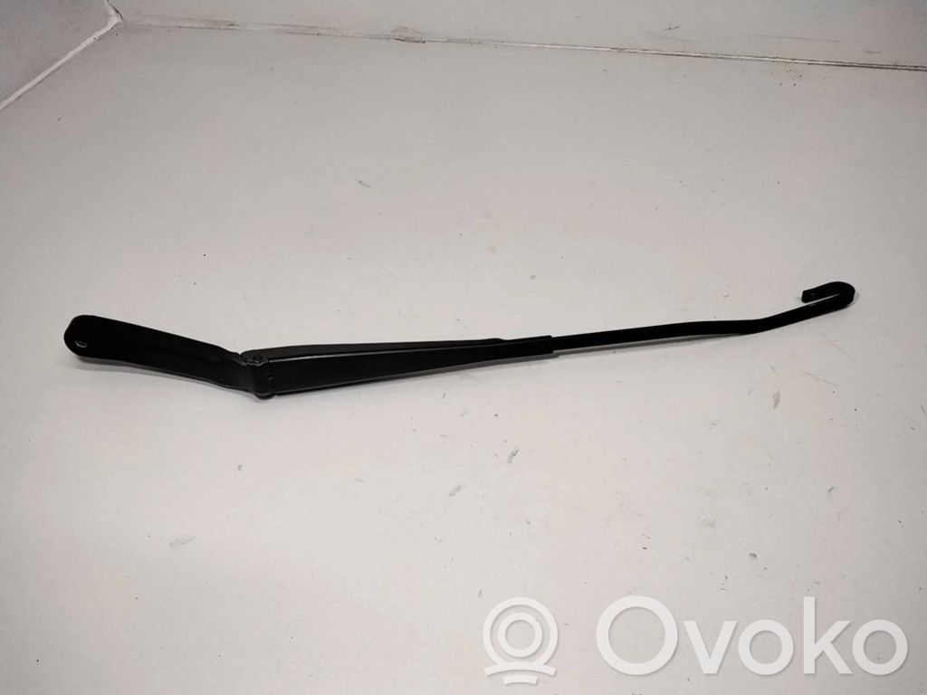 Peugeot Partner Front wiper blade arm 