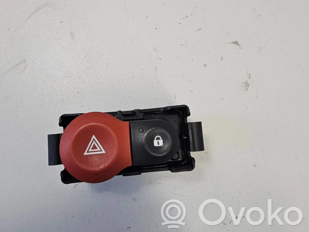 Renault Clio III Hazard light switch 