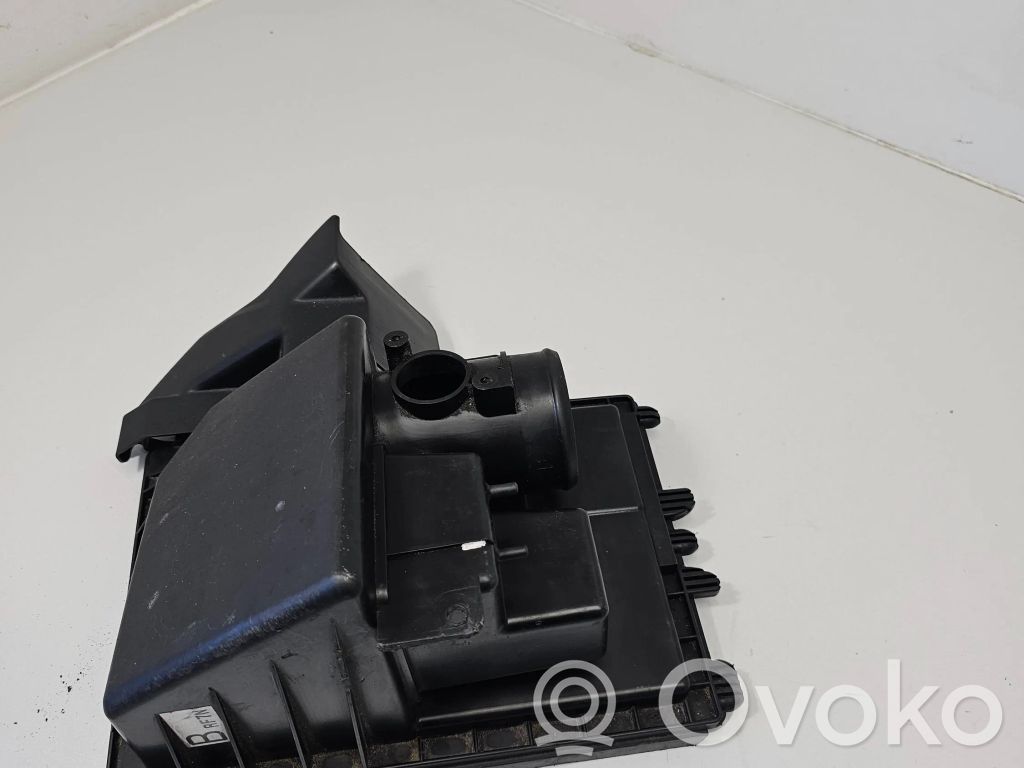 Mazda 5 Oro filtro dėžės dangtelis 