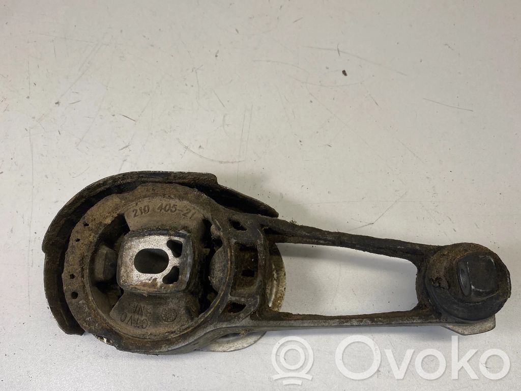 Engine mount bracket   21040521