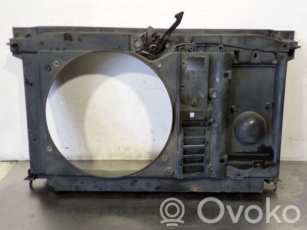 Radiatorių panelė   9651941880
