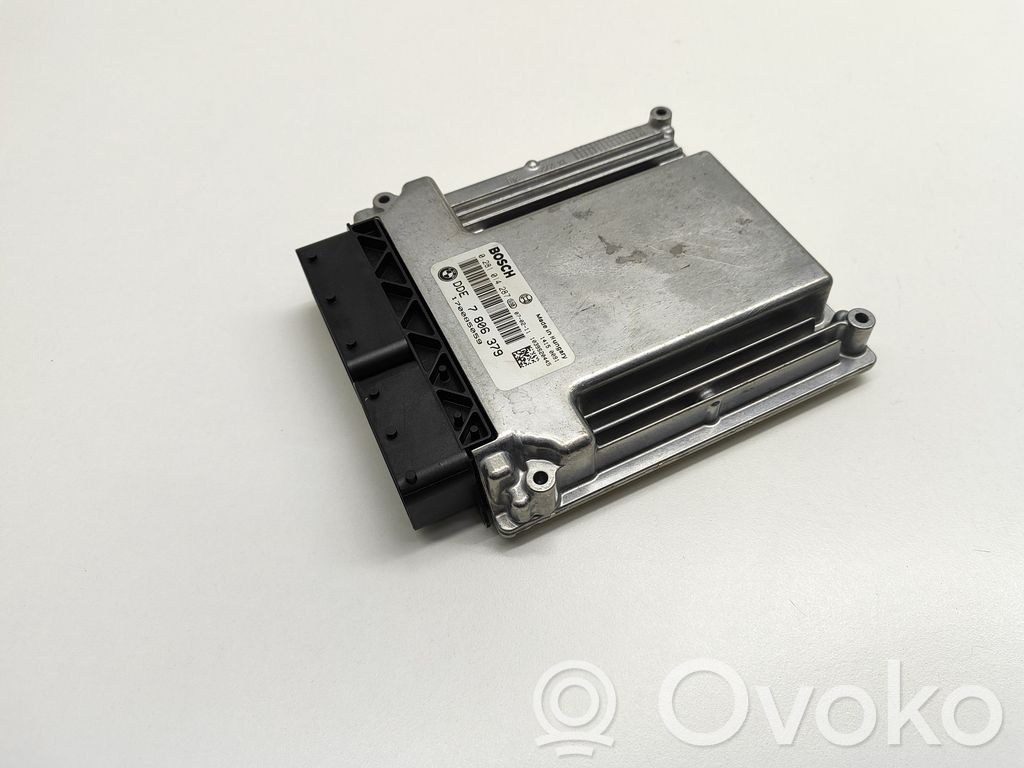 BMW 5 E60 E61 Engine control unit/module 