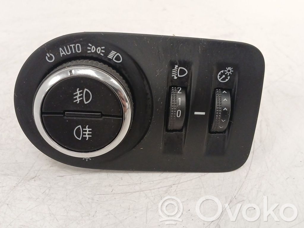 Panel lighting control switch   13470446,7001540446
