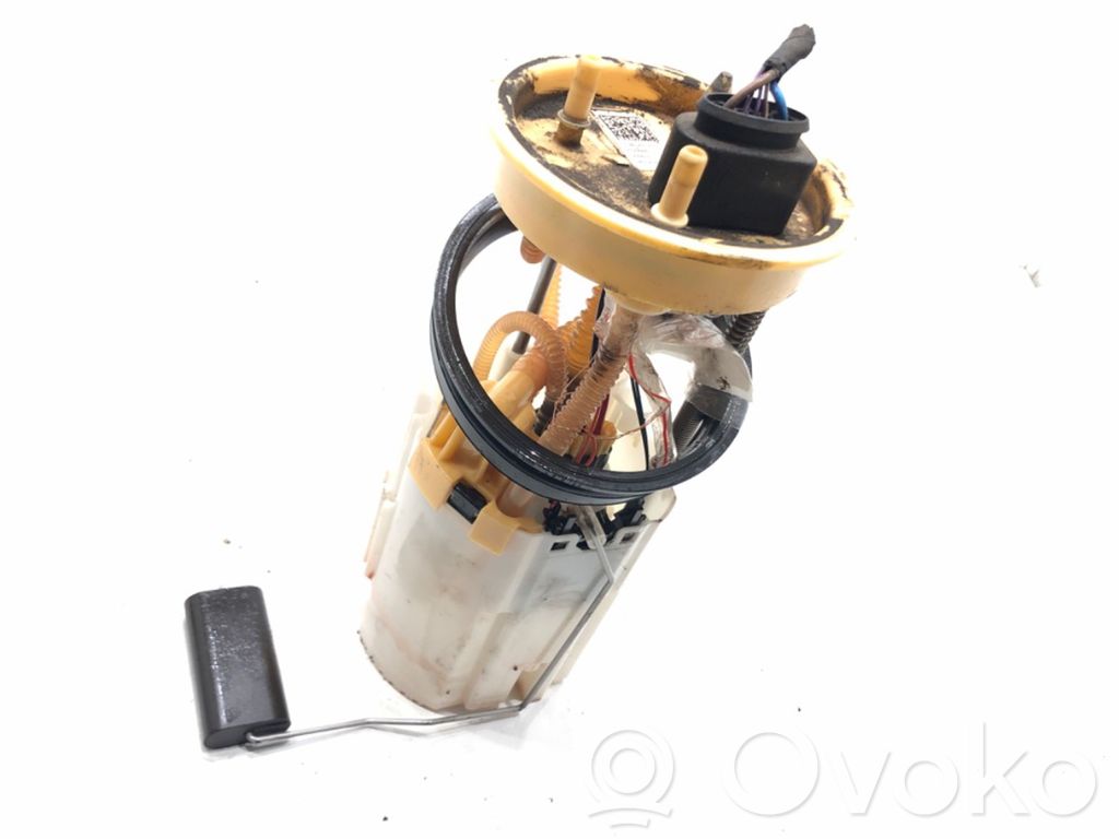 Volkswagen Caddy Bomba interna de combustible 
