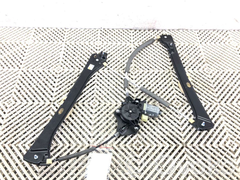Skoda Superb B8 (3V) Alzacristalli della portiera anteriore con motorino