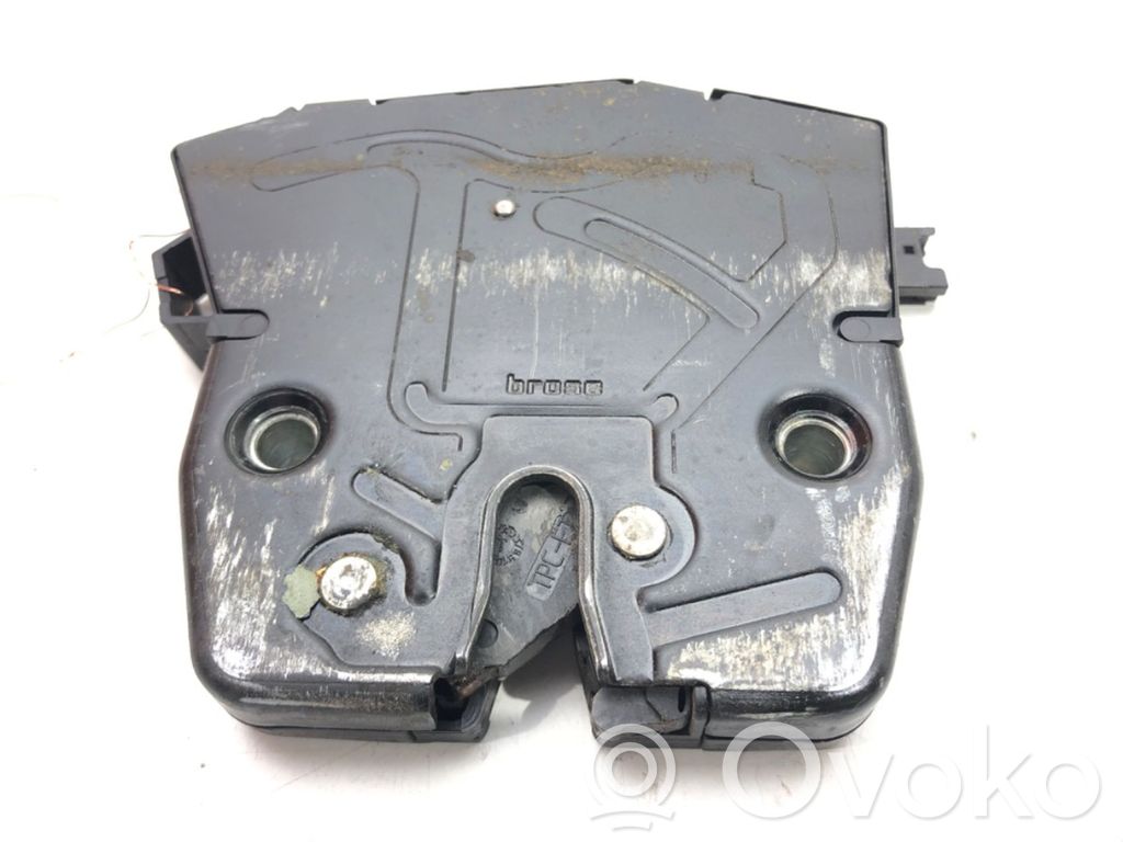Tailgate exterior lock   986945