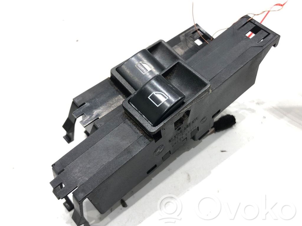 Electric window control switch   8381511