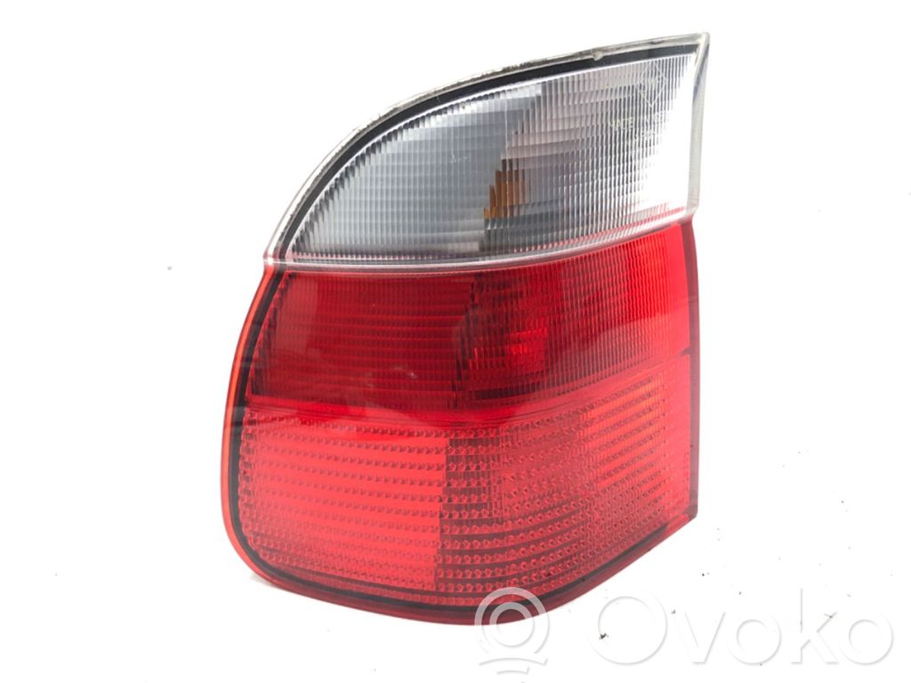 Rear/tail lights   2496321