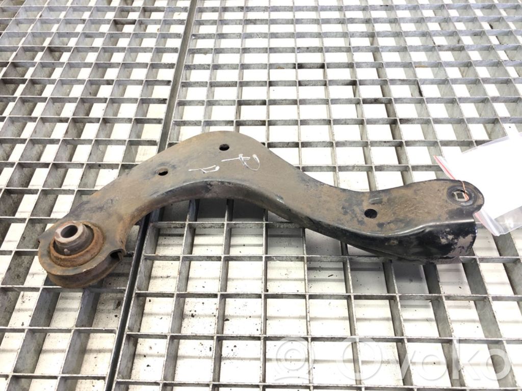 Rear control arm