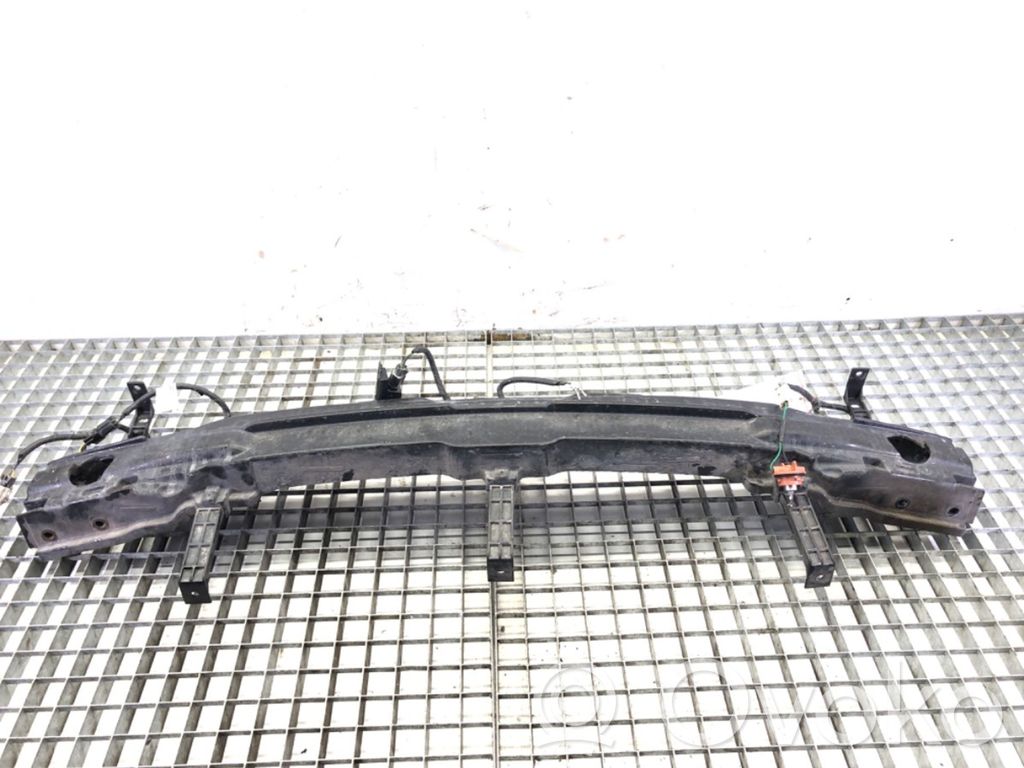 Hyundai i30 Belka zderzaka tylnego 