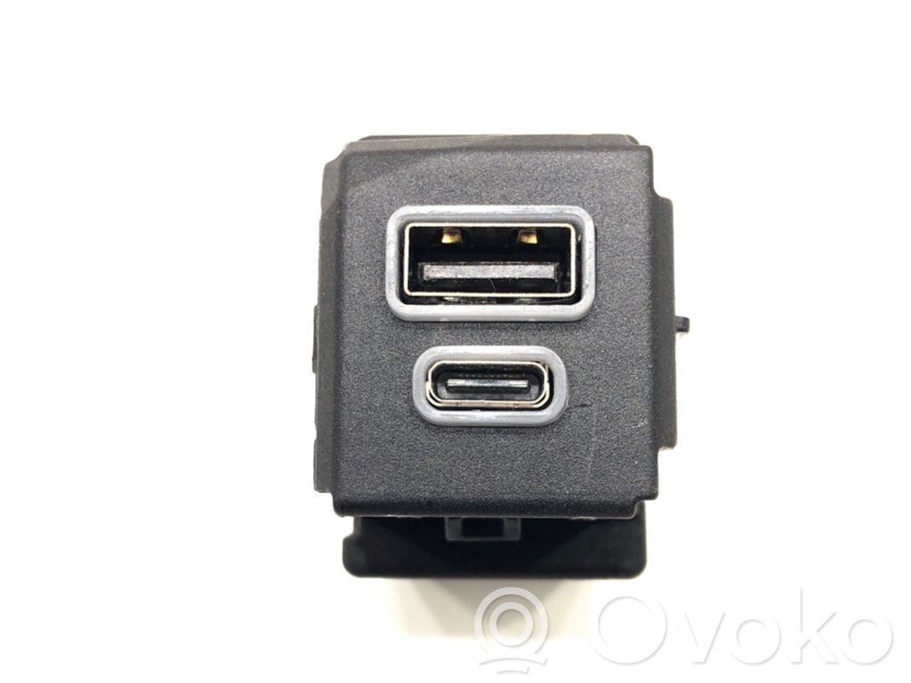 Jeep Compass USB socket connector 
