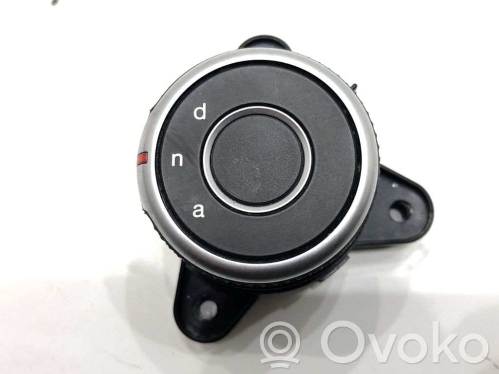 Alfa Romeo Stelvio Citu veidu slēdži / pogas / pārslēdzēji 