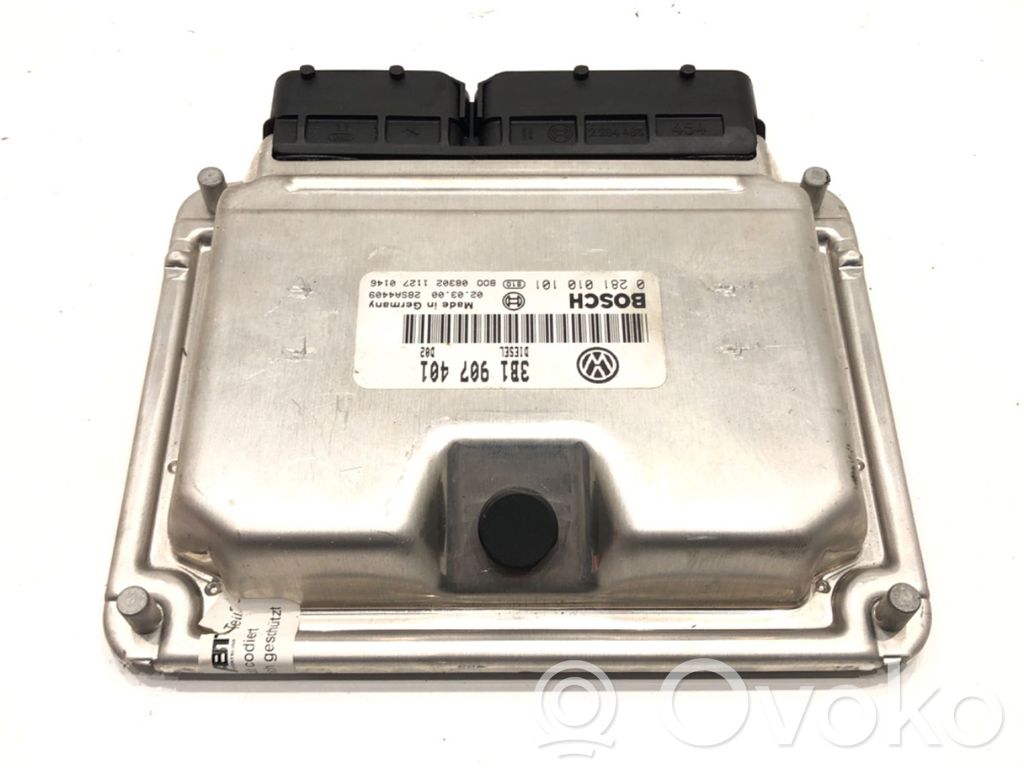 Volkswagen PASSAT B5 Engine control unit/module ECU 