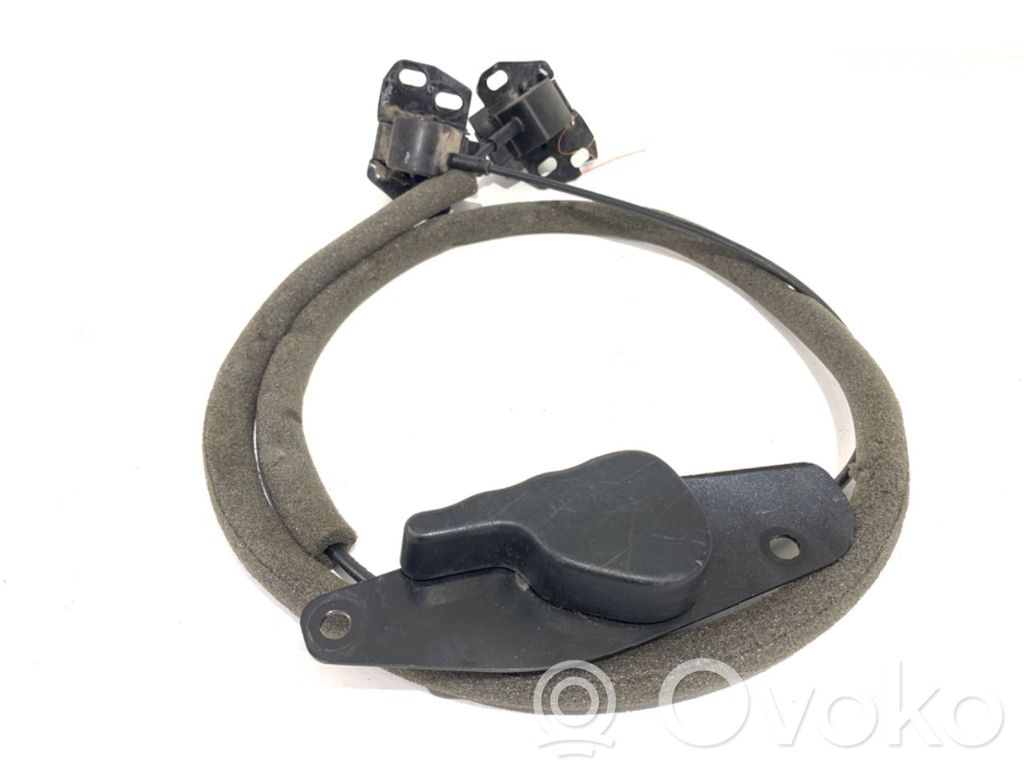 Serrure de porte arrière