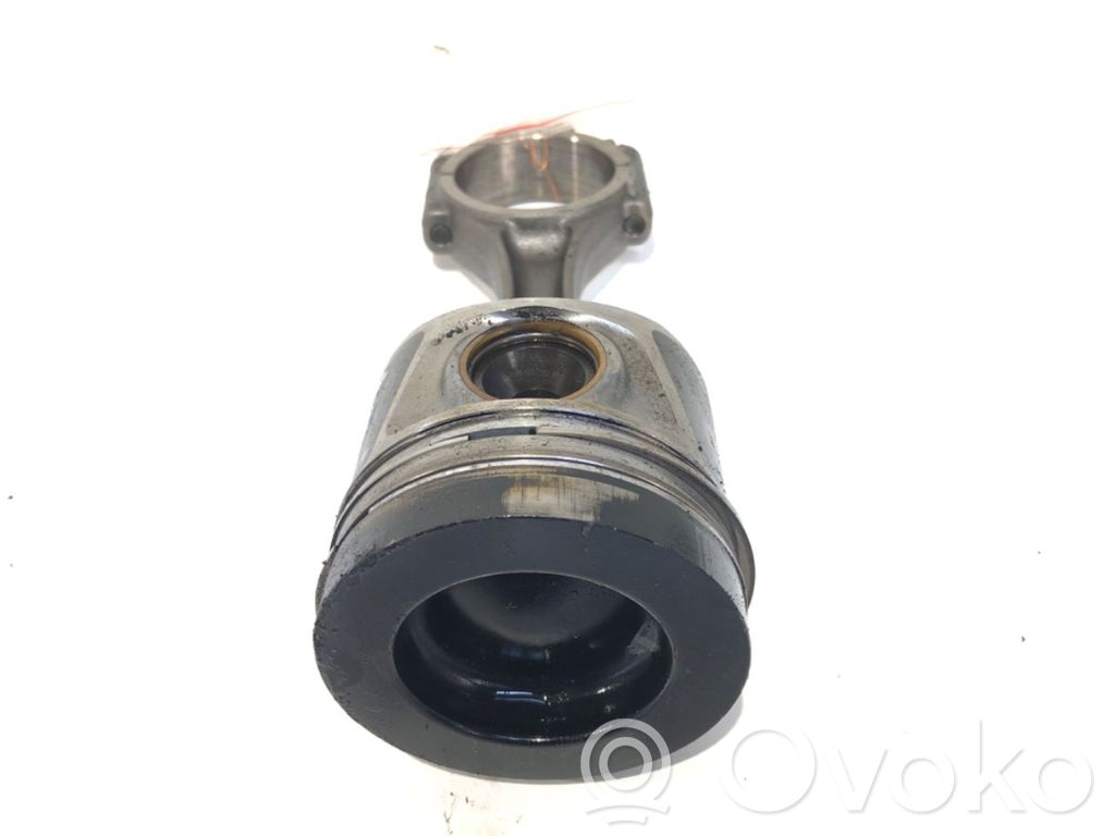 Audi A5 8T 8F Piston with connecting rod 