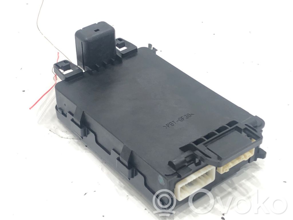 Mazda CX-5 Modul de control caroserie central 