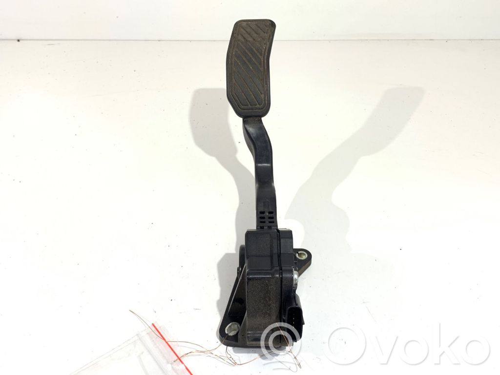 Mazda 2 Accelerator throttle pedal 